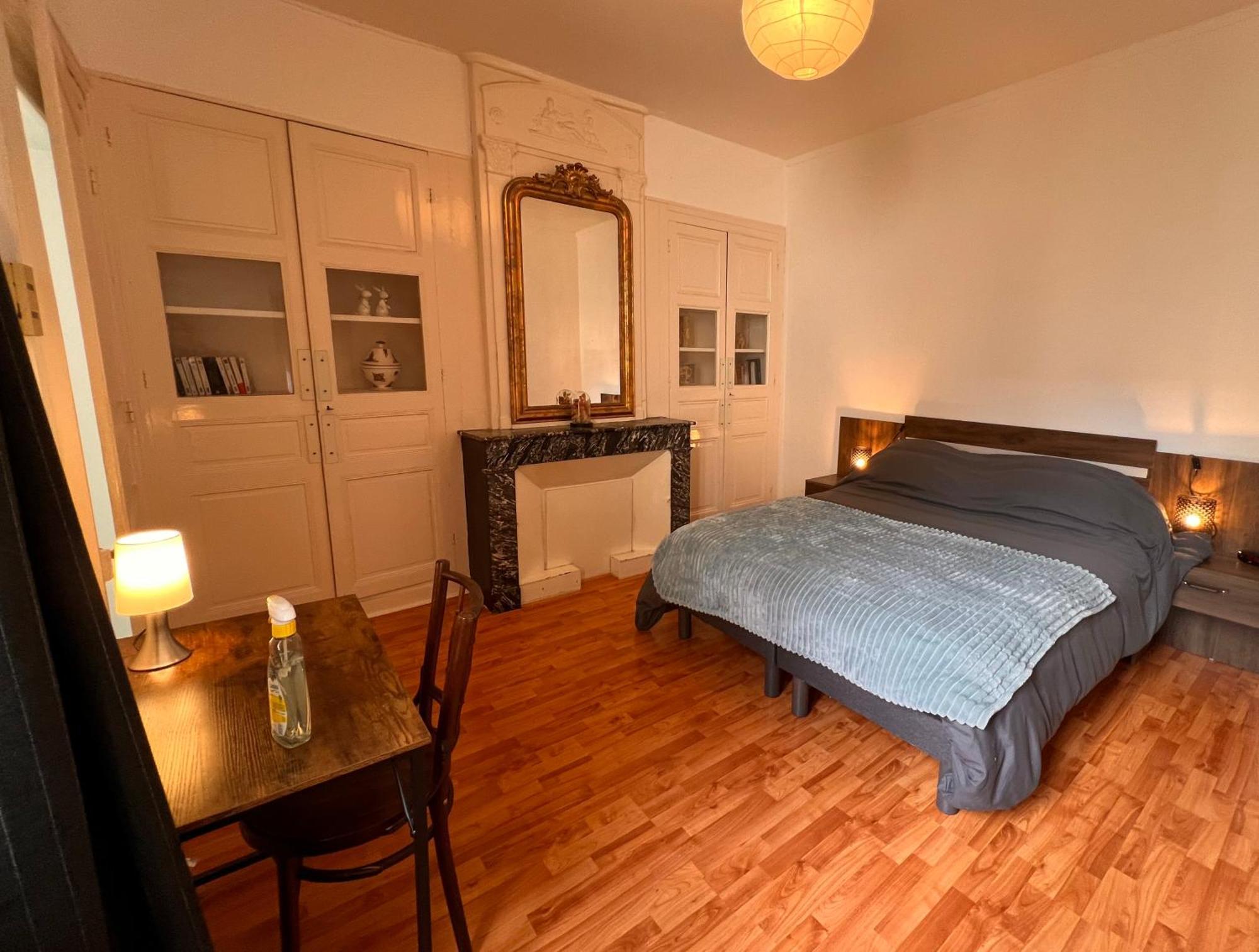 La Colbertine - Charming Apartment In Place Colbert 罗什福尔 外观 照片