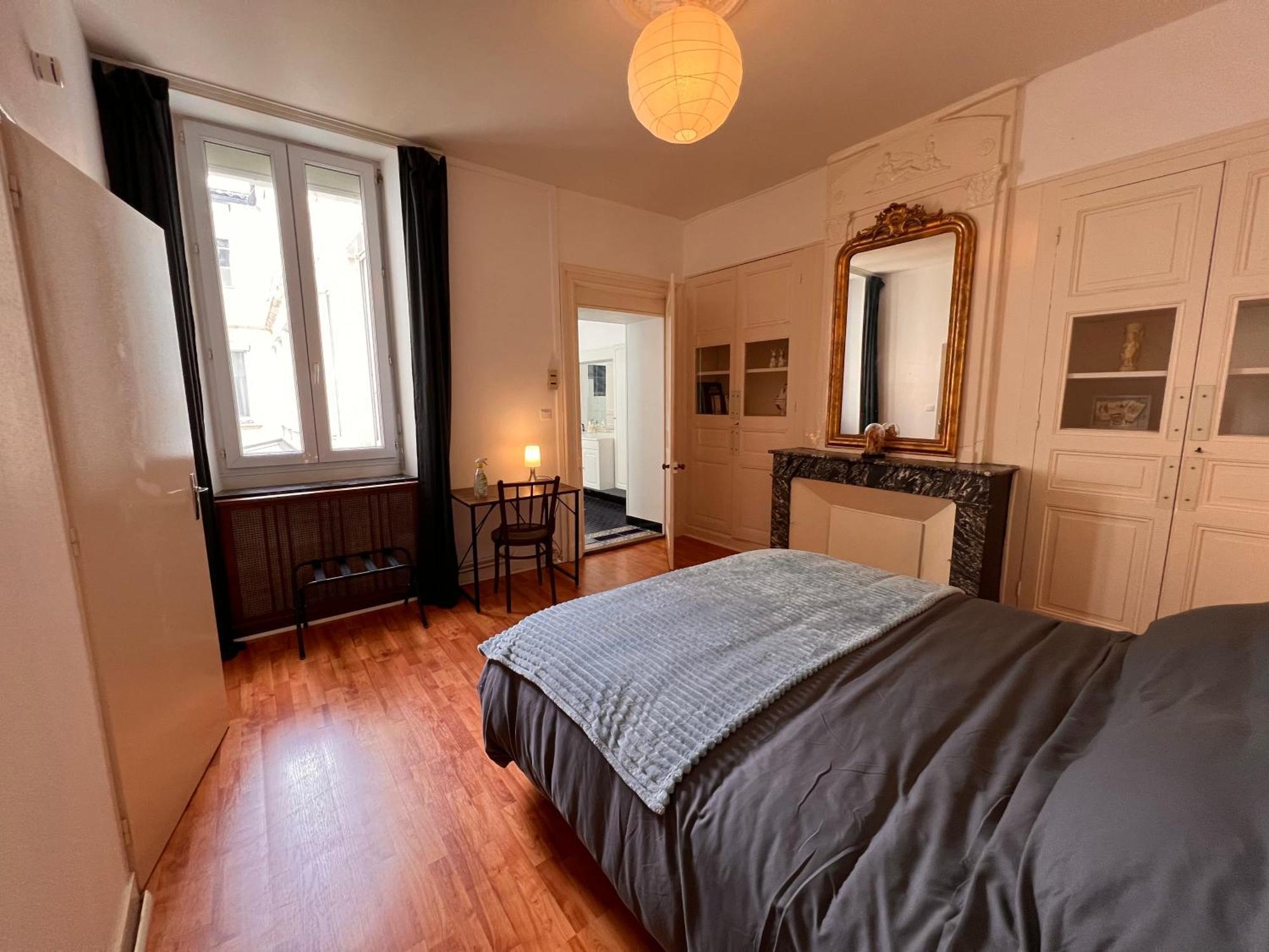 La Colbertine - Charming Apartment In Place Colbert 罗什福尔 外观 照片